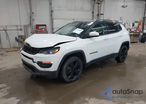 2021 Jeep Compass Altitude 4X4 z USA, uszkodzony, nr VIN 3C4NJDBB0MT512620